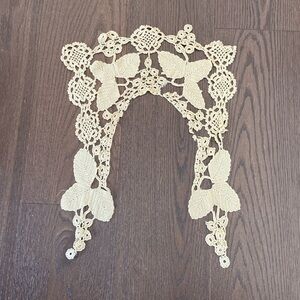 Vintage crochet collar scarf